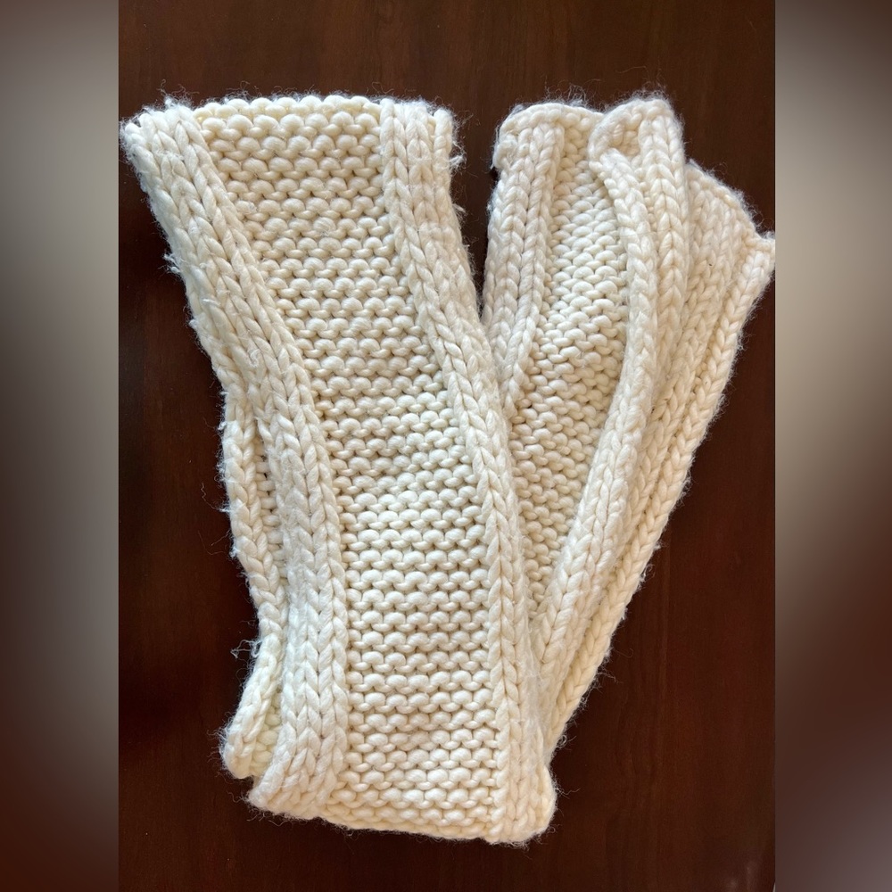 Furla wool ivory scarf. Extremely warm!